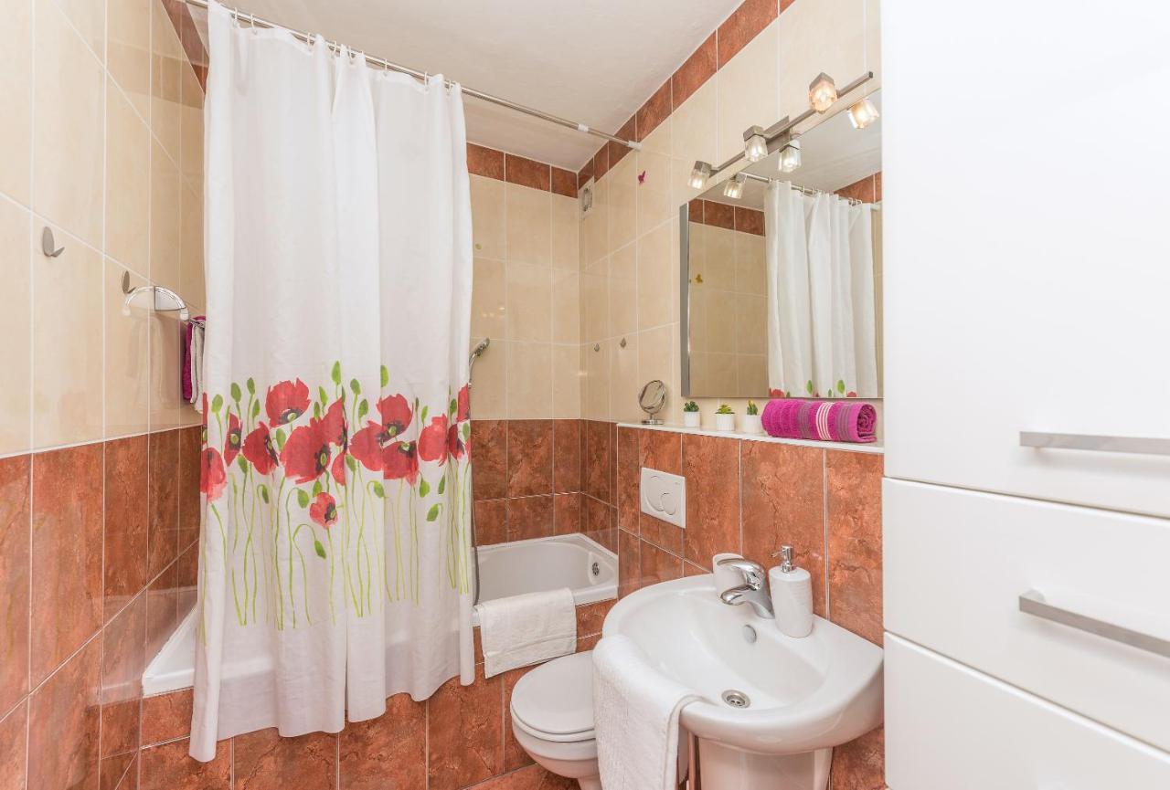 Apartman Centar Glavas Makarska Esterno foto