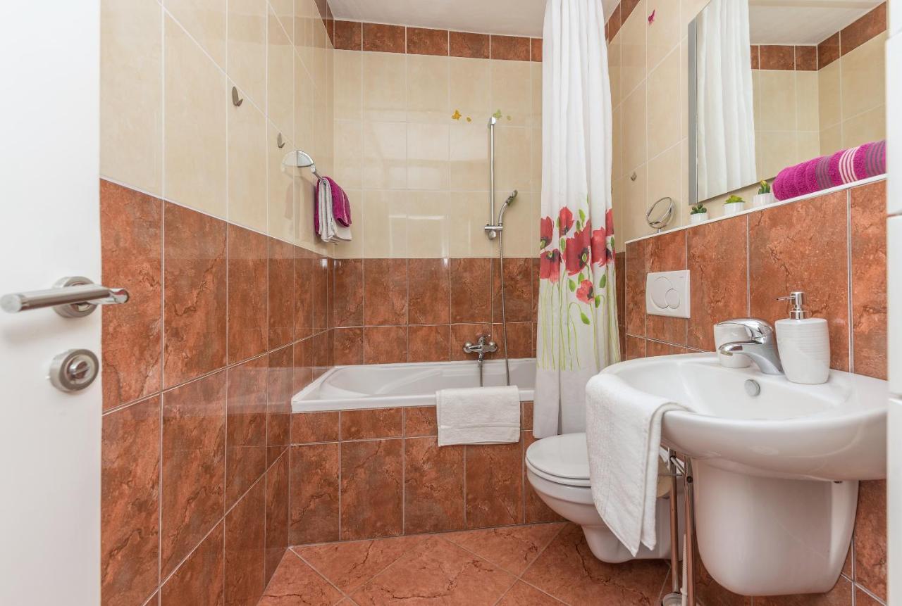Apartman Centar Glavas Makarska Esterno foto